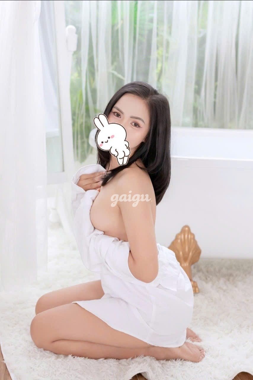 DÂM NỮ THANH TUYỀN,HÀNG NGON GIÁ RẺ, MÔNG TO BÍM MÚP,LÀM TÌNH CỰC PHÊ